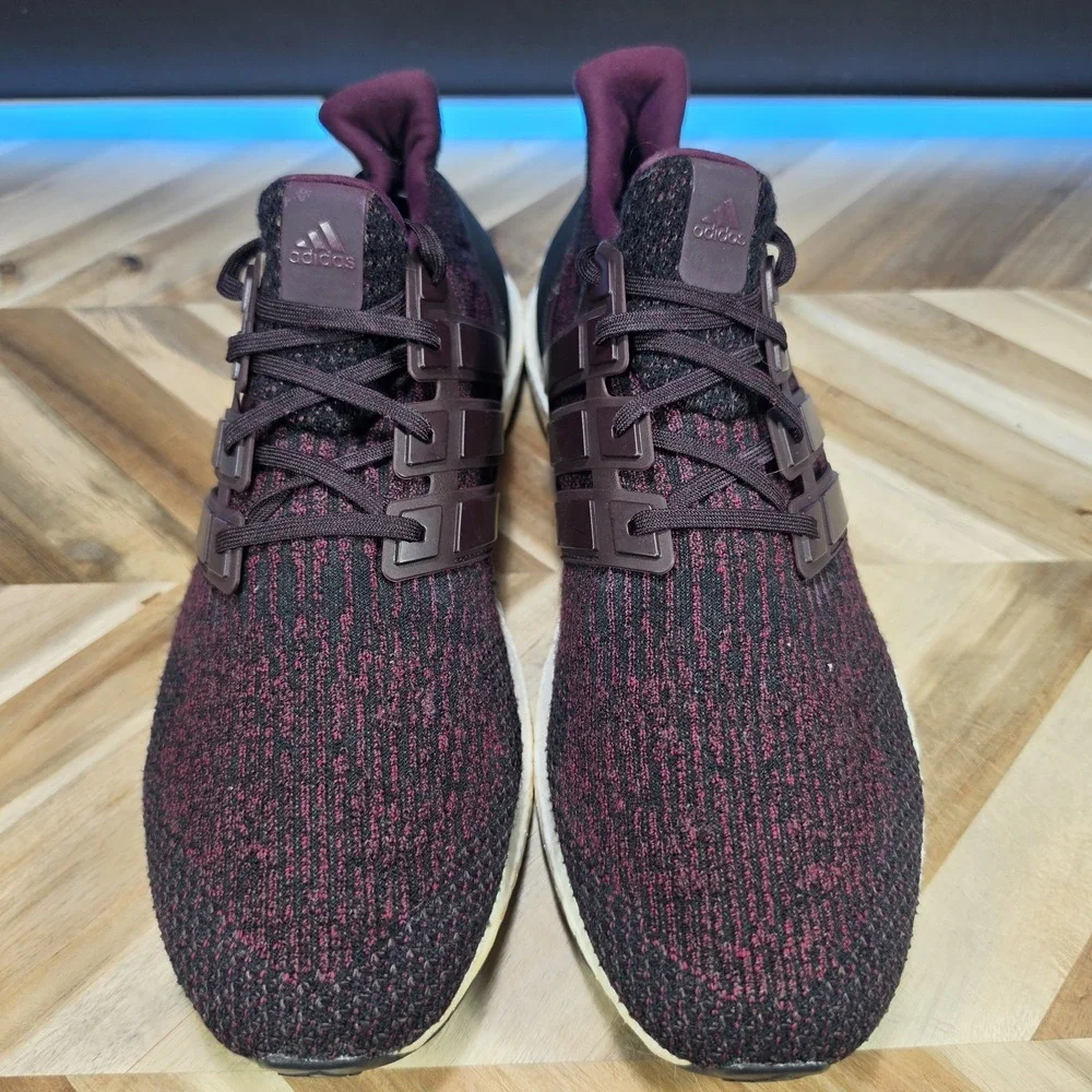 Men Adidas UltraBoost Light Size 13 Dark Burgundy Running Shoes Sneakers Knit